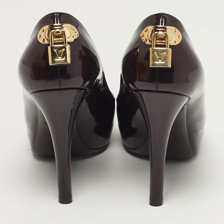 Pre Owned Louis Vuitton Oh Really! Size 38 Burgundy Patent Leather Peep Toe Pumps