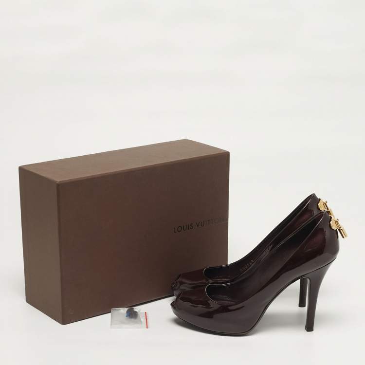 Pre Owned Louis Vuitton Oh Really! Size 38 Burgundy Patent Leather Peep Toe Pumps