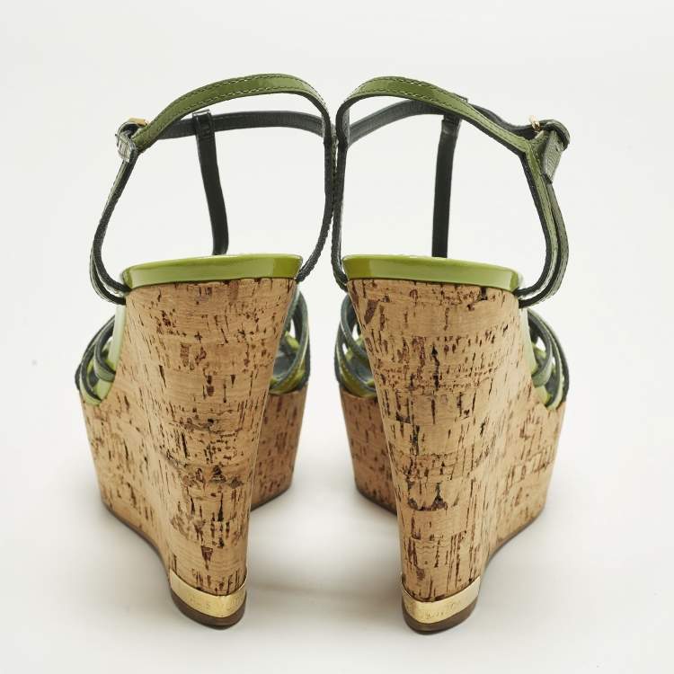 مملوكة مسبقًا Louis Vuitton Size 39 Green Patent Leather Summertime Wedge Sandals