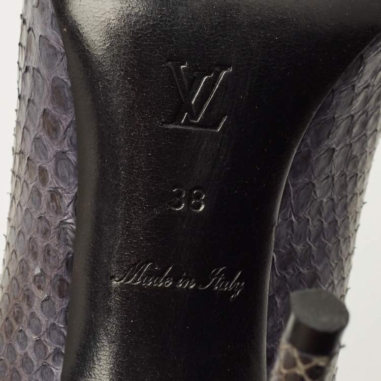 مملوكة مسبقًا Louis Vuitton Eyeline Size 38 Grey Snakeskin Leather Pumps