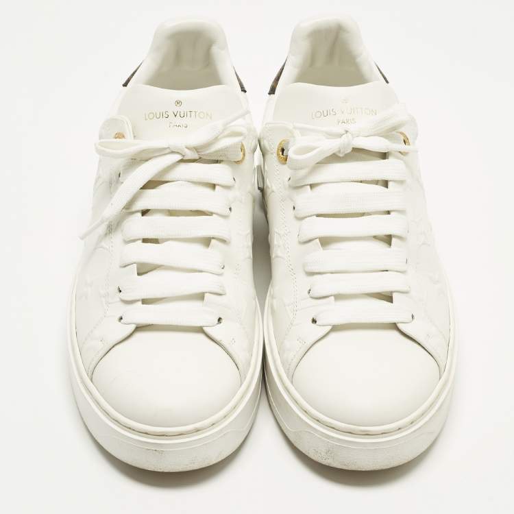 Pre Owned Louis Vuitton Time Out Size 39 White/Brown Monogram Canvas and Leather Low Top Sneakers