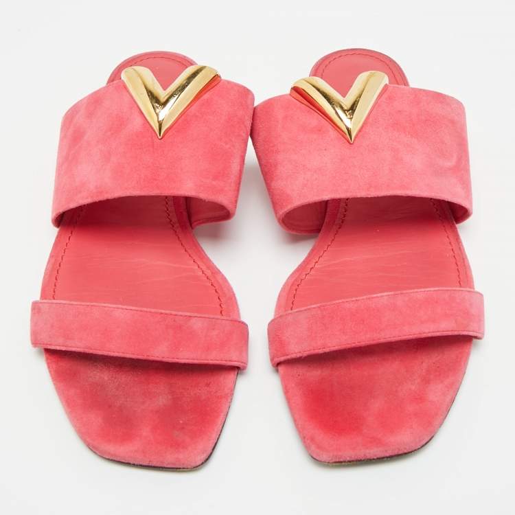 Pre Owned Louis Vuitton Essential V Size 38 Pink Suede Flat Slides