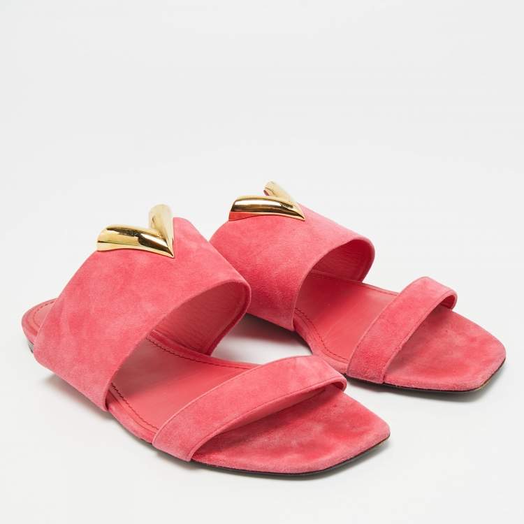 Pre Owned Louis Vuitton Essential V Size 38 Pink Suede Flat Slides
