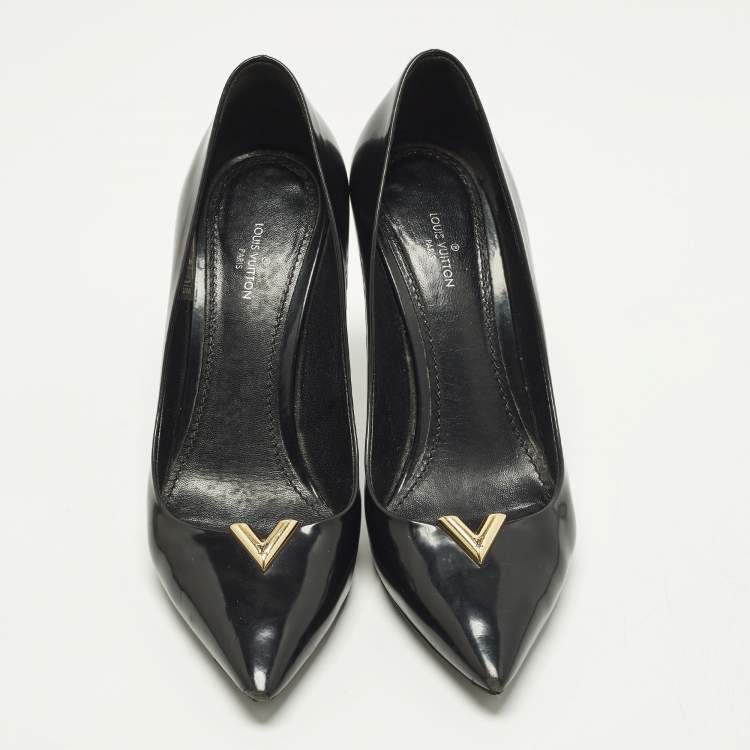 Pre Owned Louis Vuitton Heart Breaker Size 37 Black Leather Pointed Toe Pumps