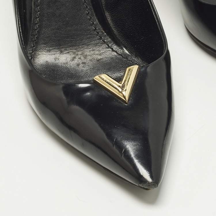 Pre Owned Louis Vuitton Heart Breaker Size 37 Black Leather Pointed Toe Pumps