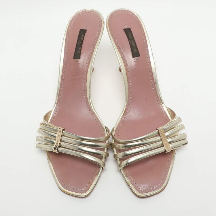 Pre Owned Louis Vuitton Size 39 Gold Patent Leather Slide Sandals