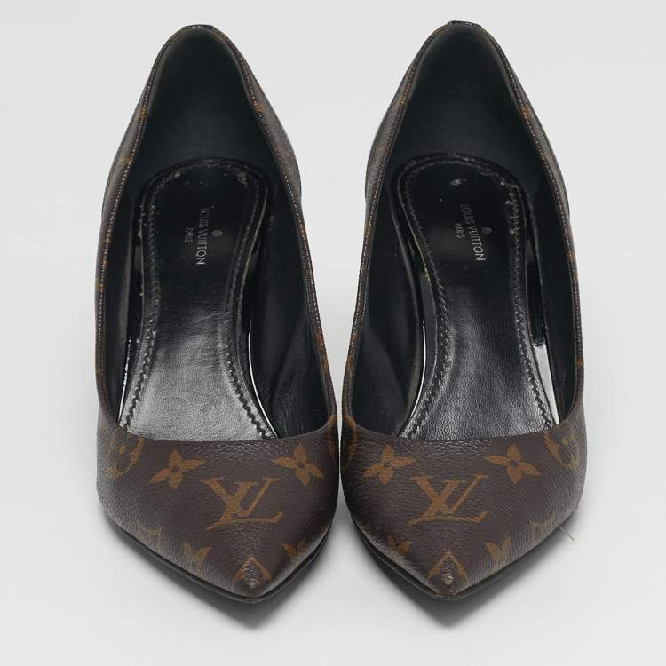 Pre Owned Louis Vuitton Chérie Size 38 Brown Monogram Canvas and Patent Leather Pumps