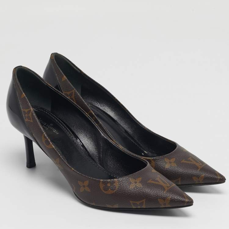 Pre Owned Louis Vuitton Chérie Size 38 Brown Monogram Canvas and Patent Leather Pumps