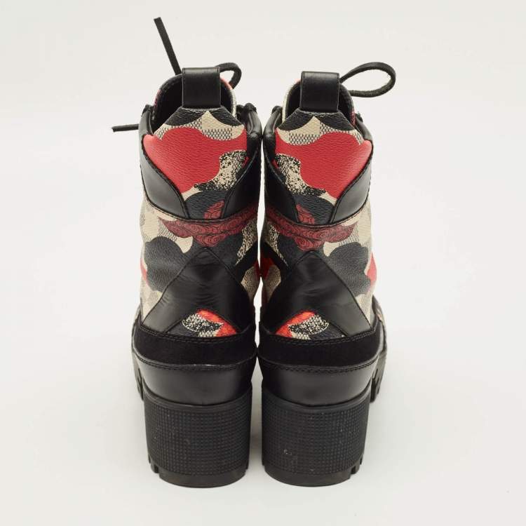 Pre Owned Louis Vuitton Laureate Size 37 Damier Azur Overcloud Canvas Combat Boots