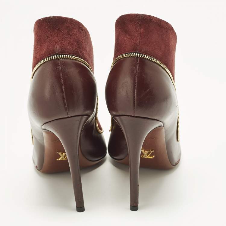 مملوكة مسبقًا Louis Vuitton Size 38 Burgundy Leather and Suede Zip Detail Open Toe  Booties