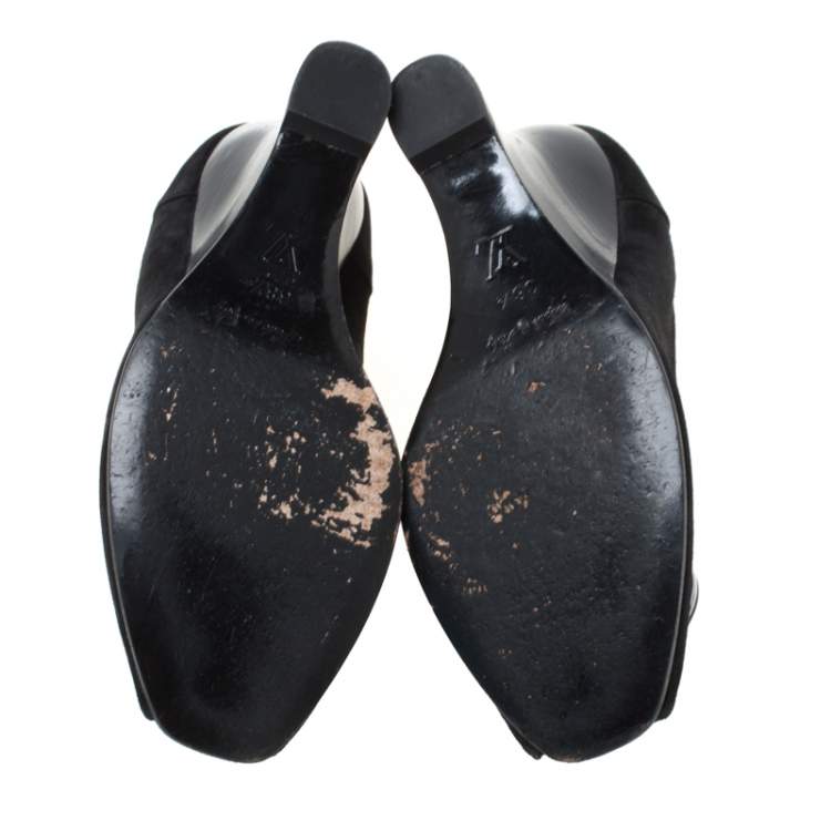 Pre Owned Louis Vuitton Black Suede Butterfly Peep Toe Wedge Pumps Size 38.5 