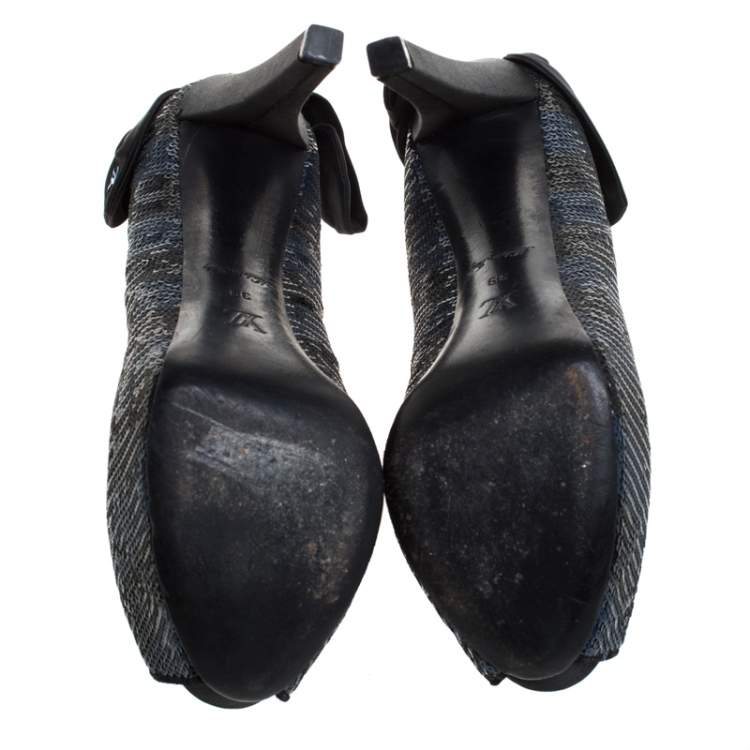 Pre Owned Louis Vuitton Blue/Black Sequin Peep Toe Platform Pumps Size 39