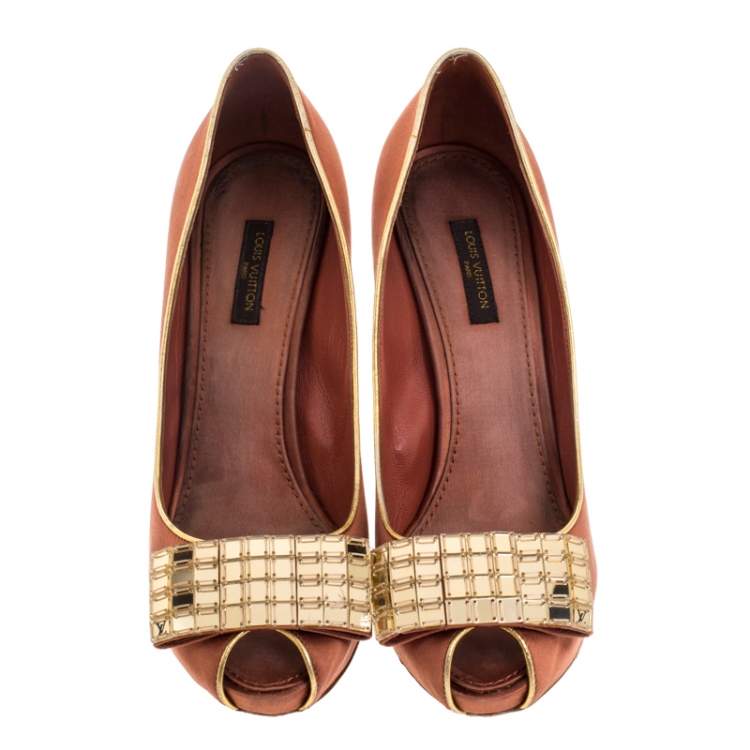 Pre Owned Louis Vuitton Bronze Satin Music Hall Open Toe Pumps Size 38