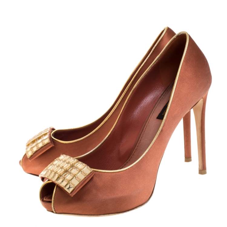 Pre Owned Louis Vuitton Bronze Satin Music Hall Open Toe Pumps Size 38