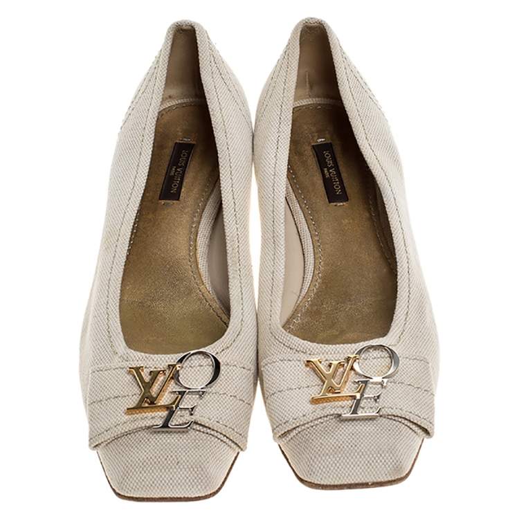 Pre Owned Louis Vuitton Off-White Canvas Love Logo Ballet Flats Size 39.5