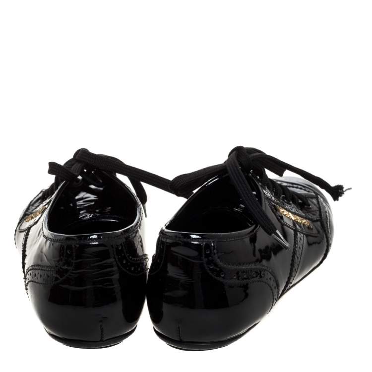 مملوكة مسبقًا Louis Vuitton Black Patent Brogue Leather Lyrics Lace Up Sneakers Size 38