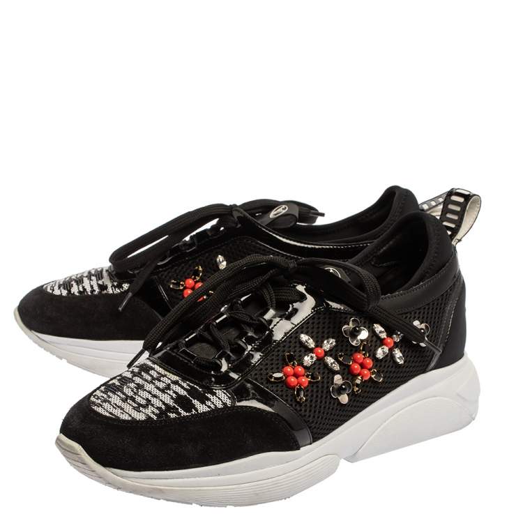 Pre Owned Louis Vuitton Black Patent Leather And Mesh Crystal Embellished Low Top Sneakers Size 39