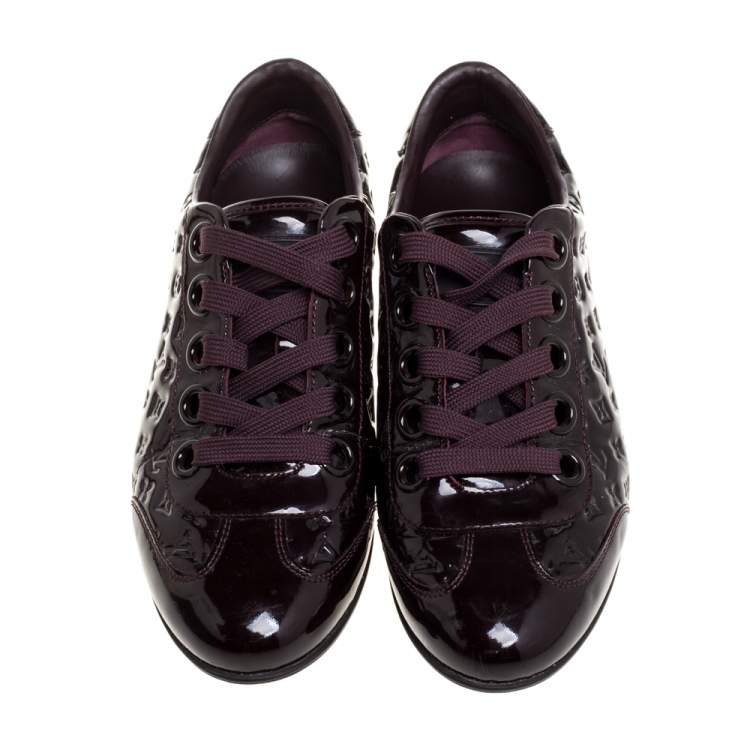 مملوكة مسبقًا Louis Vuitton Burgundy Monogram Patent Leather Low Top Sneakers Size 35.5