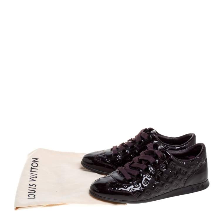 مملوكة مسبقًا Louis Vuitton Burgundy Monogram Patent Leather Low Top Sneakers Size 35.5