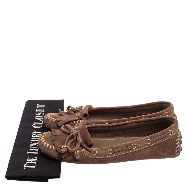 Pre Owned Louis Vuitton Brown Suede Bow Fringe Loafers Size 37