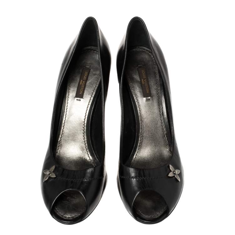 Pre Owned Louis Vuitton Black Leather Peep Toe Pumps Size 38.5