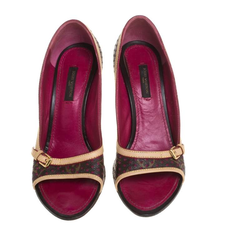 Pre Owned Louis Vuitton Monogram Canvas and Leather Buckle Detail Pumps Size 36