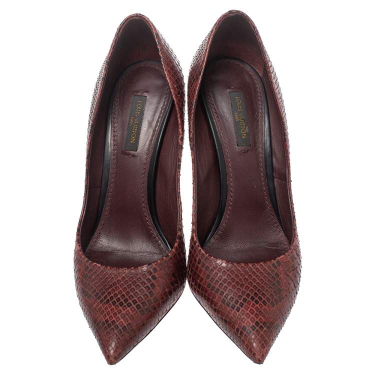 Pre Owned Louis Vuitton Burgundy Python Leather Slip On  Pumps Size 37.5