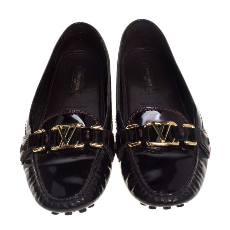 مملوكة مسبقًا Louis Vuitton Burgundy Amarante Patent Leather Oxford Slip On Loafers Size 38
