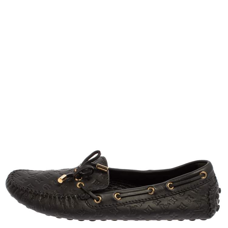 مملوكة مسبقًا Louis Vuitton Black Monogram Empreinte Leather Gloria Loafers Size 39