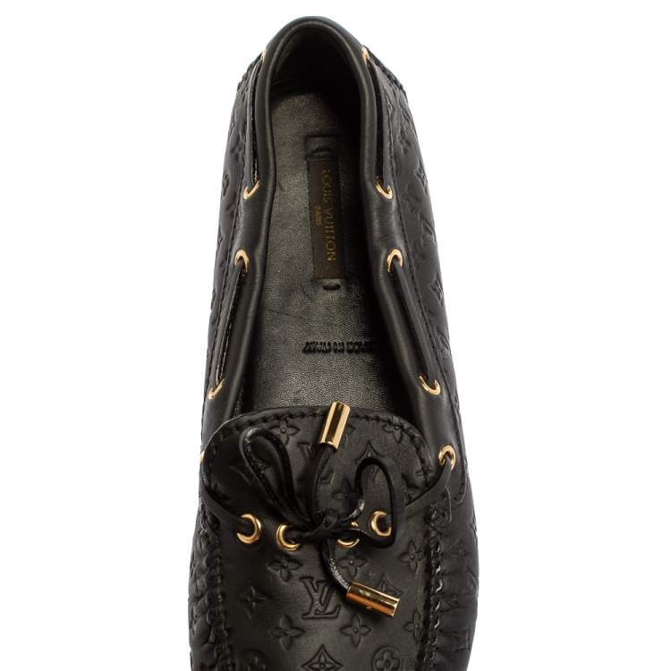 مملوكة مسبقًا Louis Vuitton Black Monogram Empreinte Leather Gloria Loafers Size 39