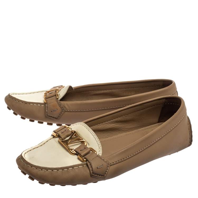 Pre Owned Louis Vuitton Beige/White Leather Oxford Loafers Size 39