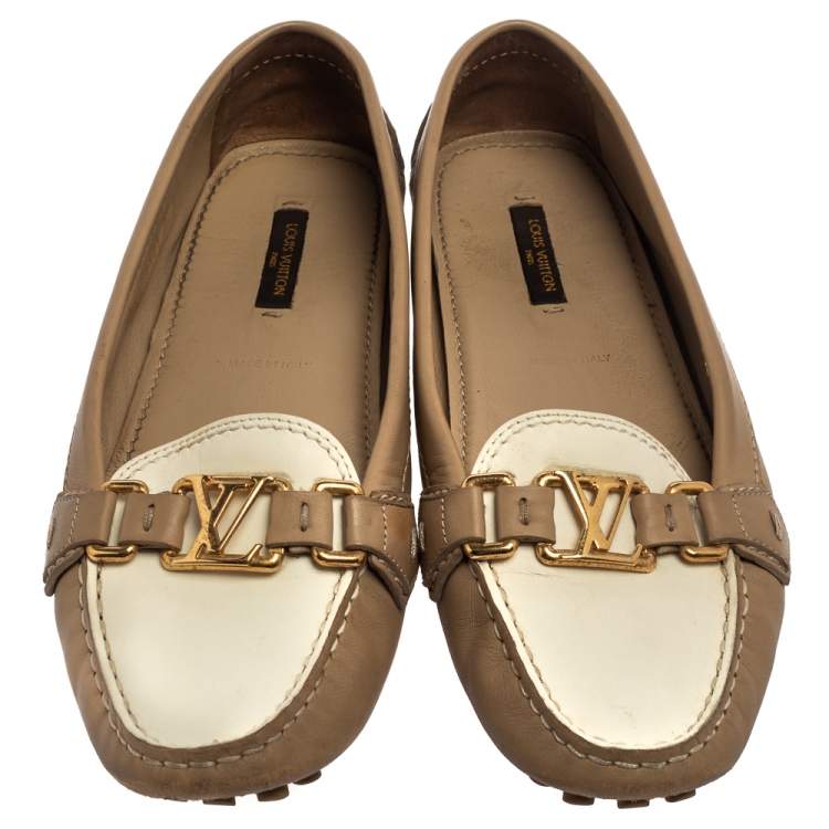 Pre Owned Louis Vuitton Beige/White Leather Oxford Loafers Size 39