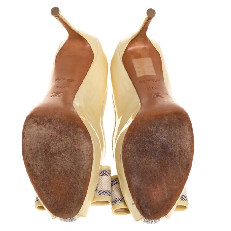 Pre Owned Louis Vuitton Cream Patent Leather and Damier Azur Canvas Damia Peep Toe Pumps Size 37.5