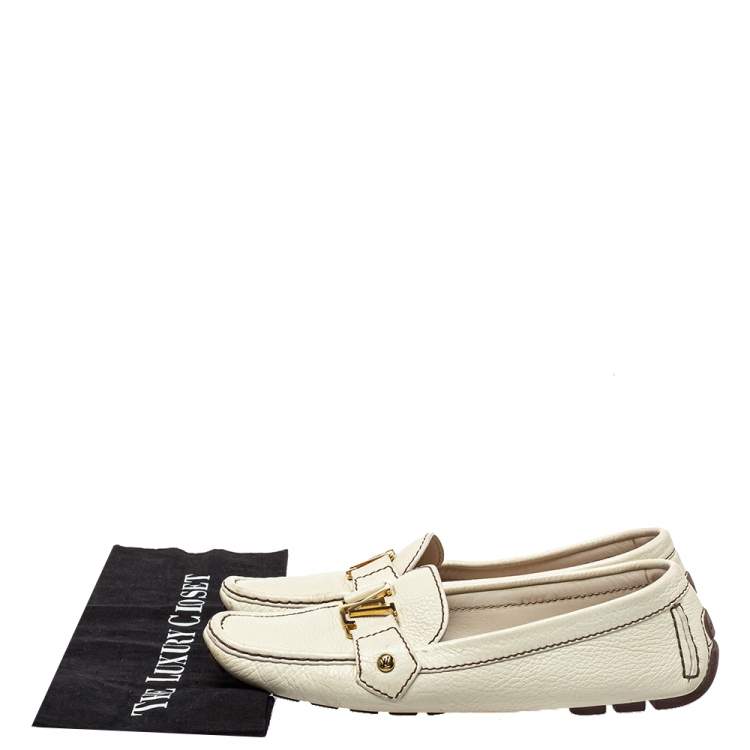 Pre Owned Louis Vuitton Off White Leather Monte Carlo Loafers Size 39