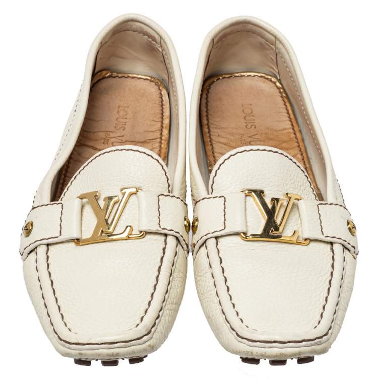 Pre Owned Louis Vuitton Off White Leather Monte Carlo Loafers Size 39