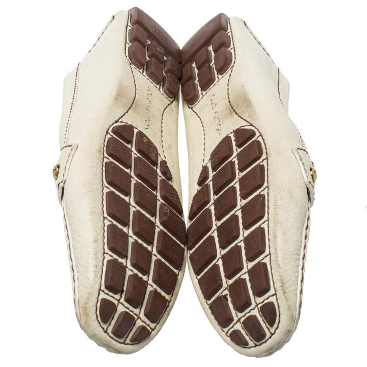 Pre Owned Louis Vuitton Off White Leather Monte Carlo Loafers Size 39