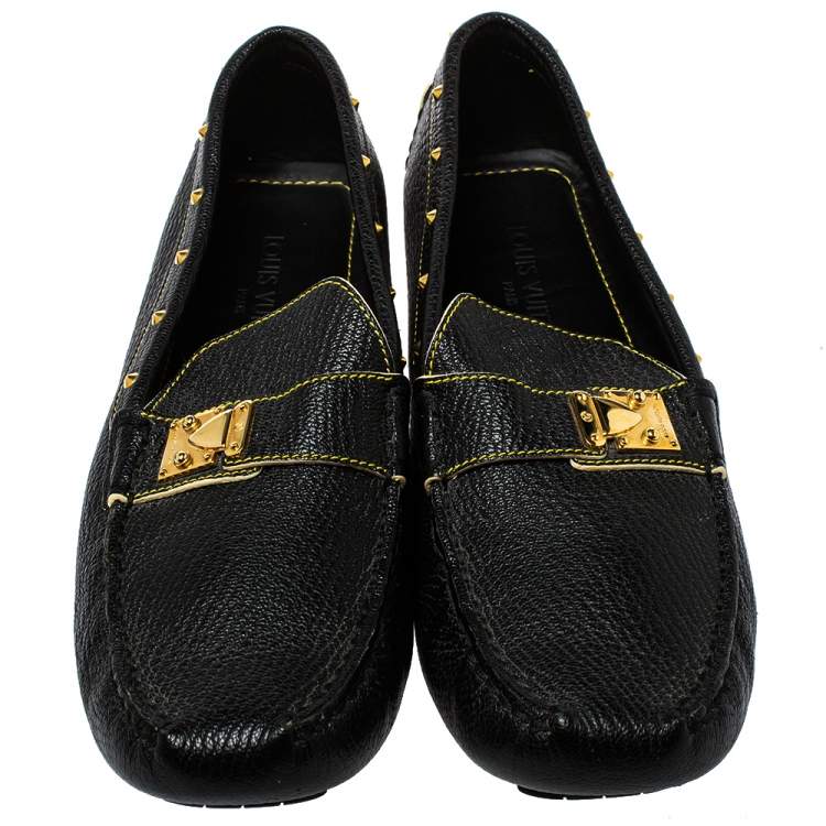 مملوكة مسبقًا Louis Vuitton Black Leather Lombok Slip On Loafers Size 40.5