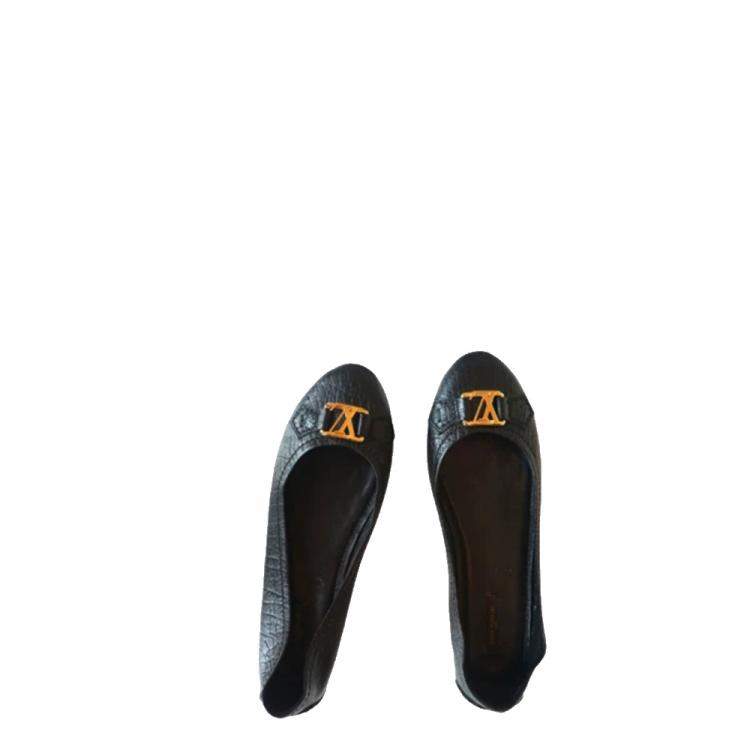 Pre Owned Louis Vuitton Gold Logo Leather Ballet Flats Size EU 38.5