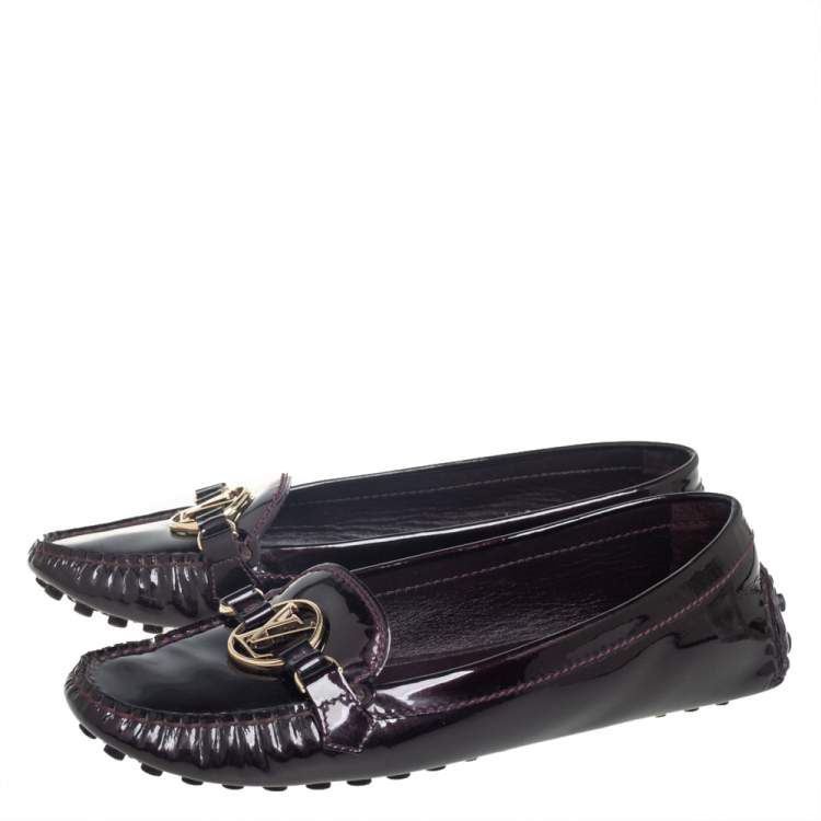 Pre Owned Louis Vuitton Burgundy Patent Leather Dauphine Loafers Size 40.5