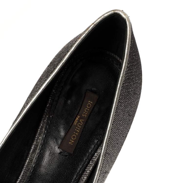 Pre Owned Louis Vuitton Silver Lurex Fabric Floral Peep Toe Pumps Size 39