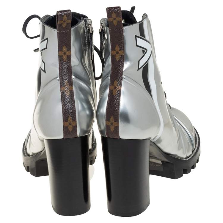 Pre Owned Louis Vuitton Silver Leather Spaceship Ankle Boots Size 40