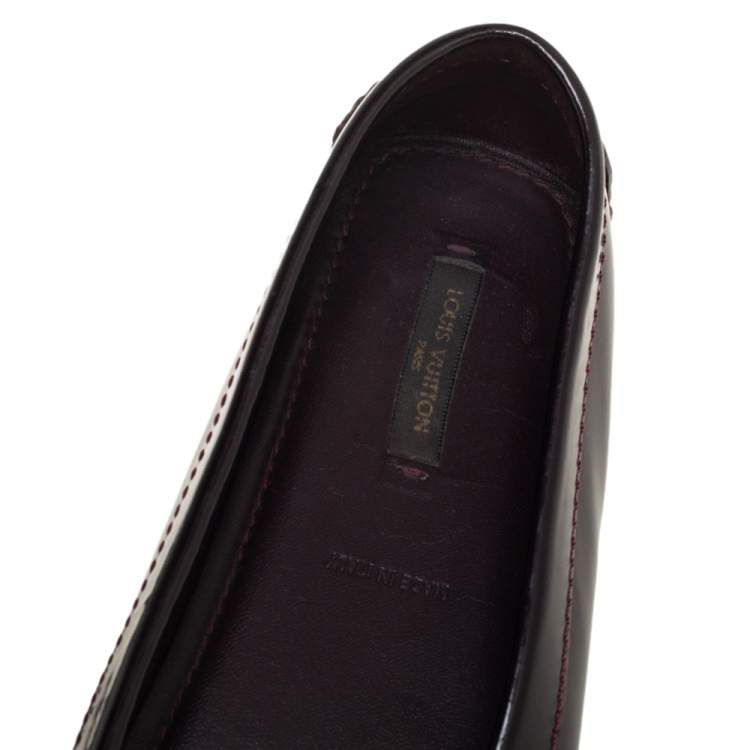 مملوكة مسبقًا Louis Vuitton Burgundy Patent Leather Slip On Loafers Size 38