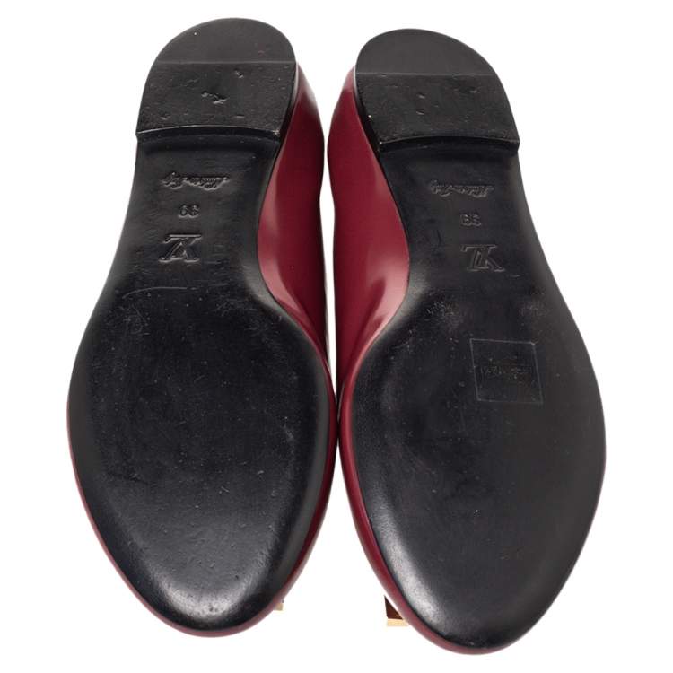 Pre Owned Louis Vuitton Burgundy Leather Embellished Ballet Flats Size 39