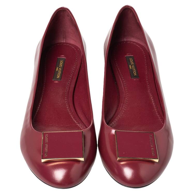 Pre Owned Louis Vuitton Burgundy Leather Embellished Ballet Flats Size 39