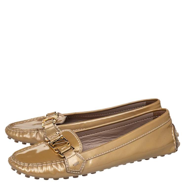 Pre Owned Louis Vuitton Beige Patent Leather Oxford Slip On Loafers Size 38