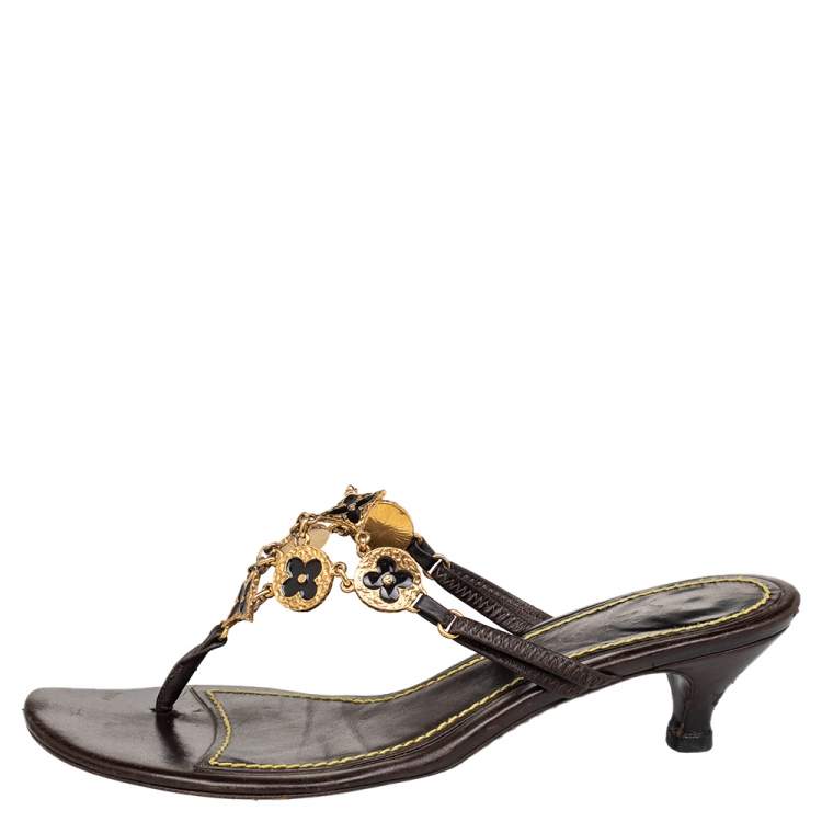 Louis Vuitton Brown Leather LV Charms Thong Sandals Size 40.5