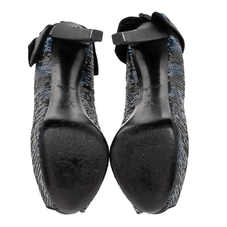 Pre Owned Louis Vuitton Blue/Black Sequin Peep Toe Platform Pumps Size 38