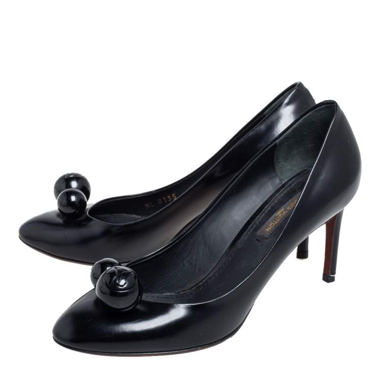 Pre Owned Louis Vuitton Black Patent Leather Betty Pumps Size 36.5