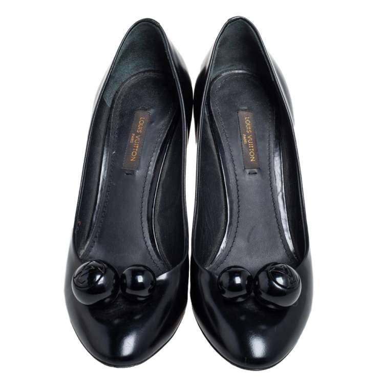 Pre Owned Louis Vuitton Black Patent Leather Betty Pumps Size 36.5