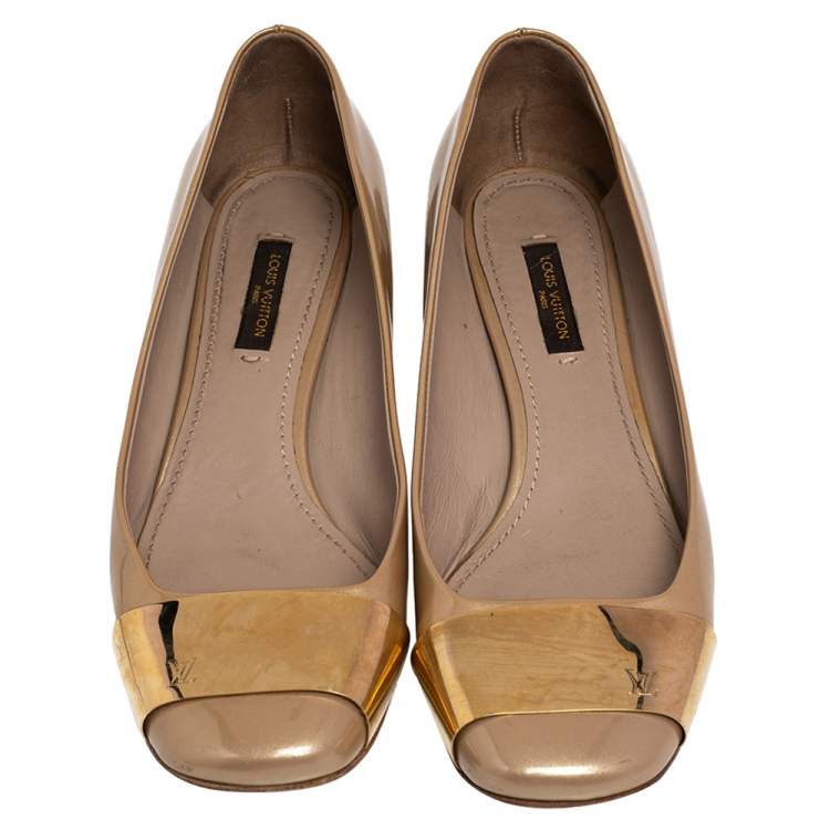 Pre Owned Louis Vuitton Gold Patent Leather Block Heel Pumps Size 39